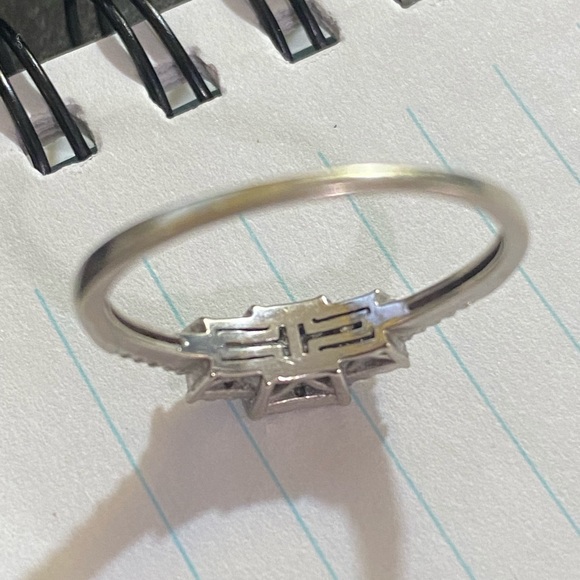 1/2 ct Diamond Three-Stone Ring in 10K White Gold - Picture 8 of 9